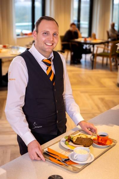 Zorg en welzijn - werken vanuit ons hart